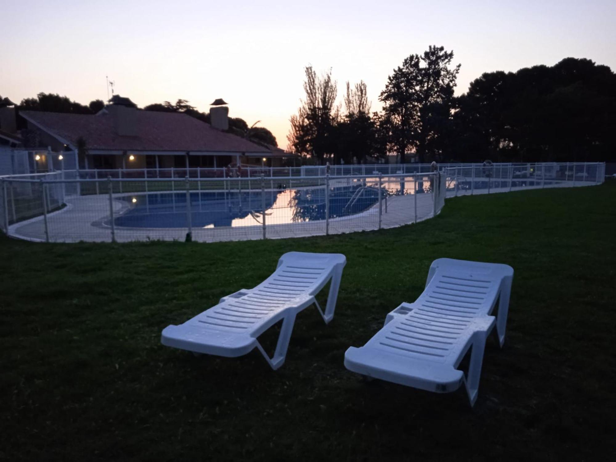 Albergue Zaragoza Camping Exterior photo